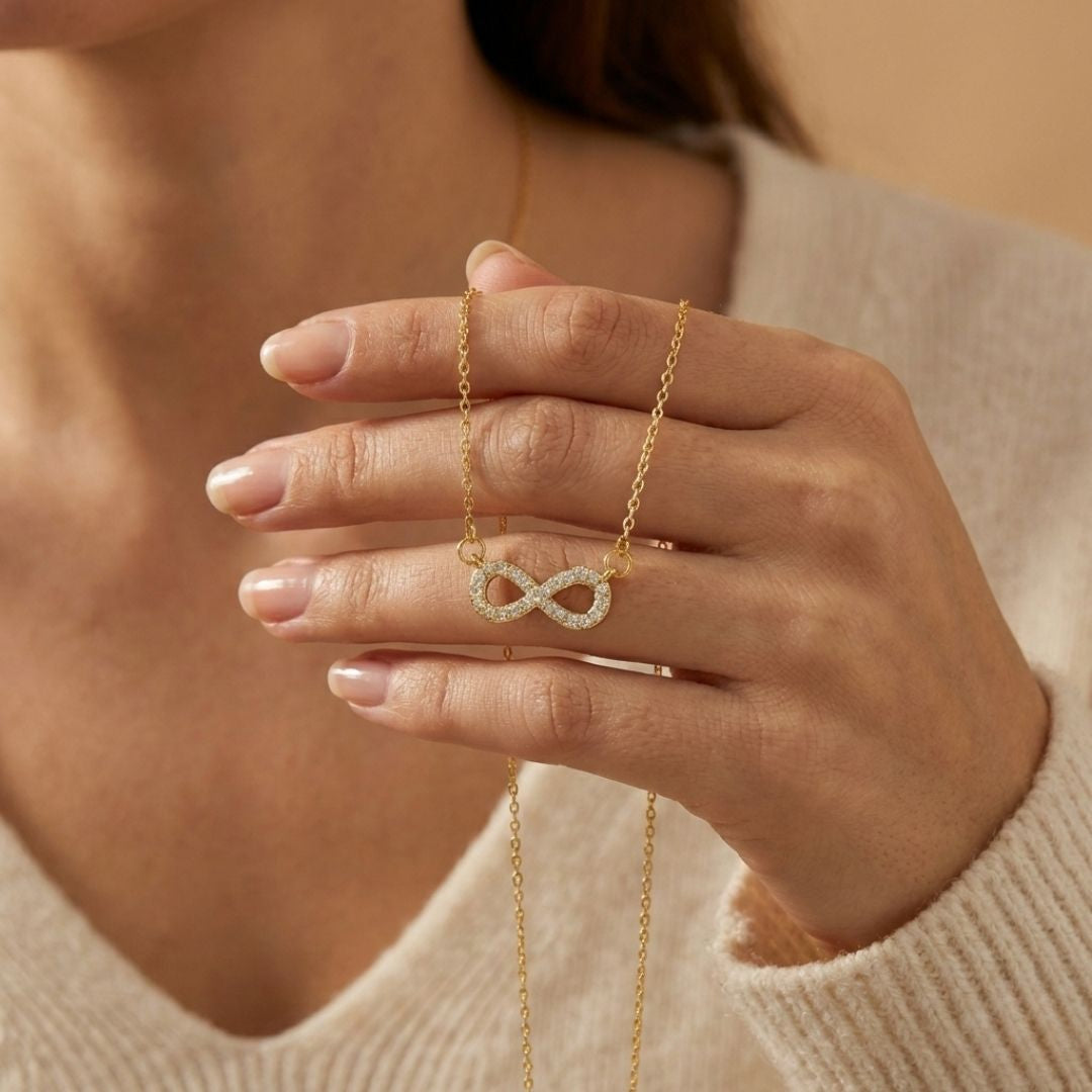 שרשרת אינפיניטי לילדה מבית ונסוריני