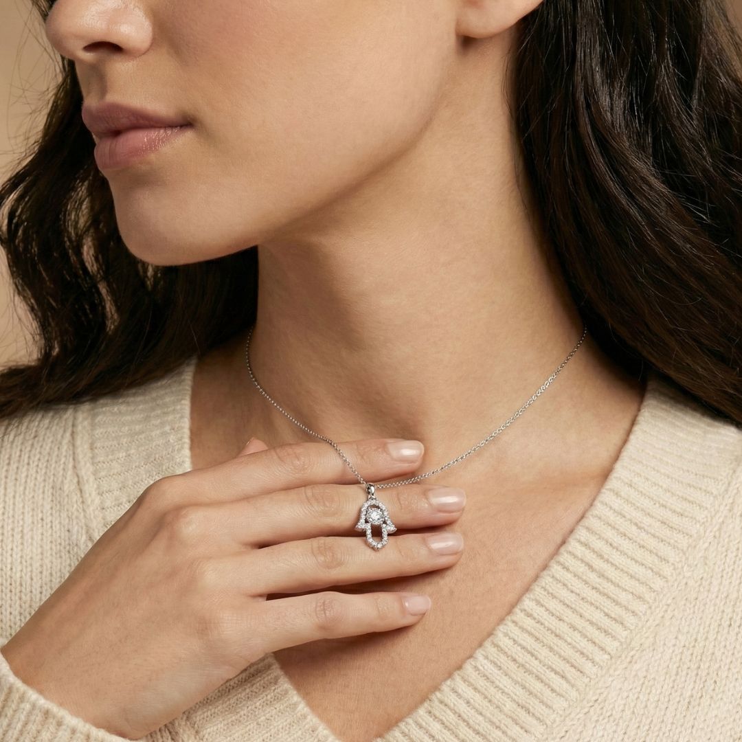 שרשרת חמסה לנכדה מבית ונסוריני