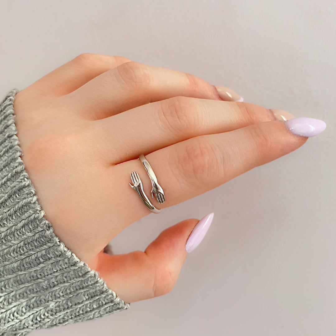 טבעת חיבוק עם ברכה מרגשת מבית ונסוריני