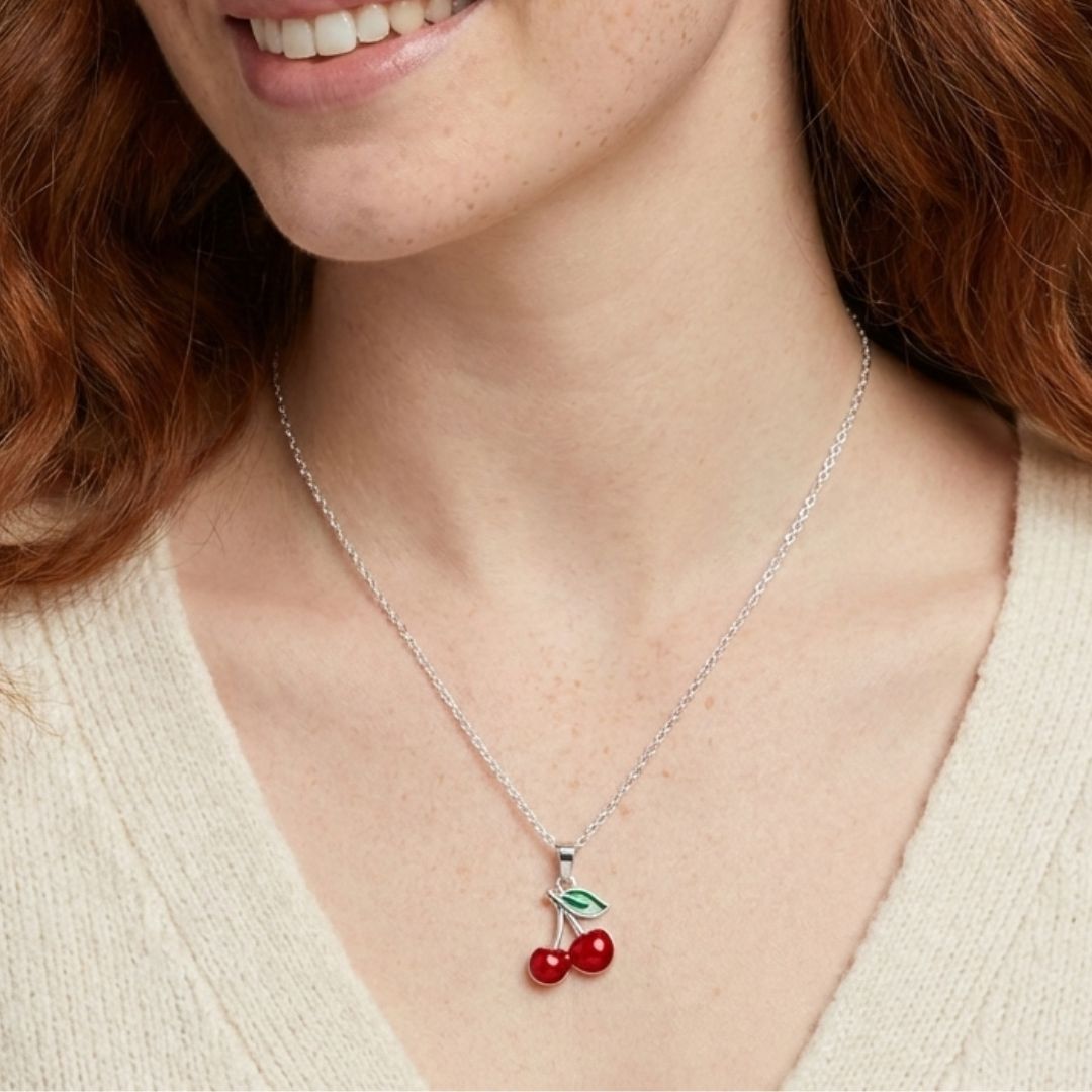 שרשרת דובדבנים לנכדה מבית ונסוריני