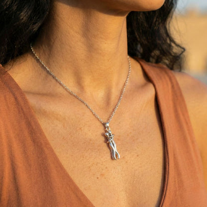 שרשרת חיבוק מבית ונסוריני