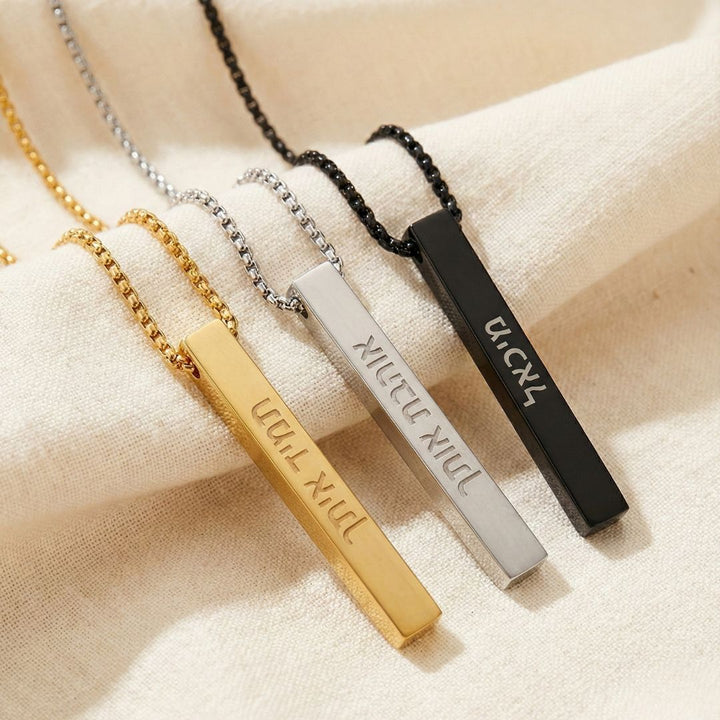 שרשרת מלבן עם חריטה מבית ונסוריני