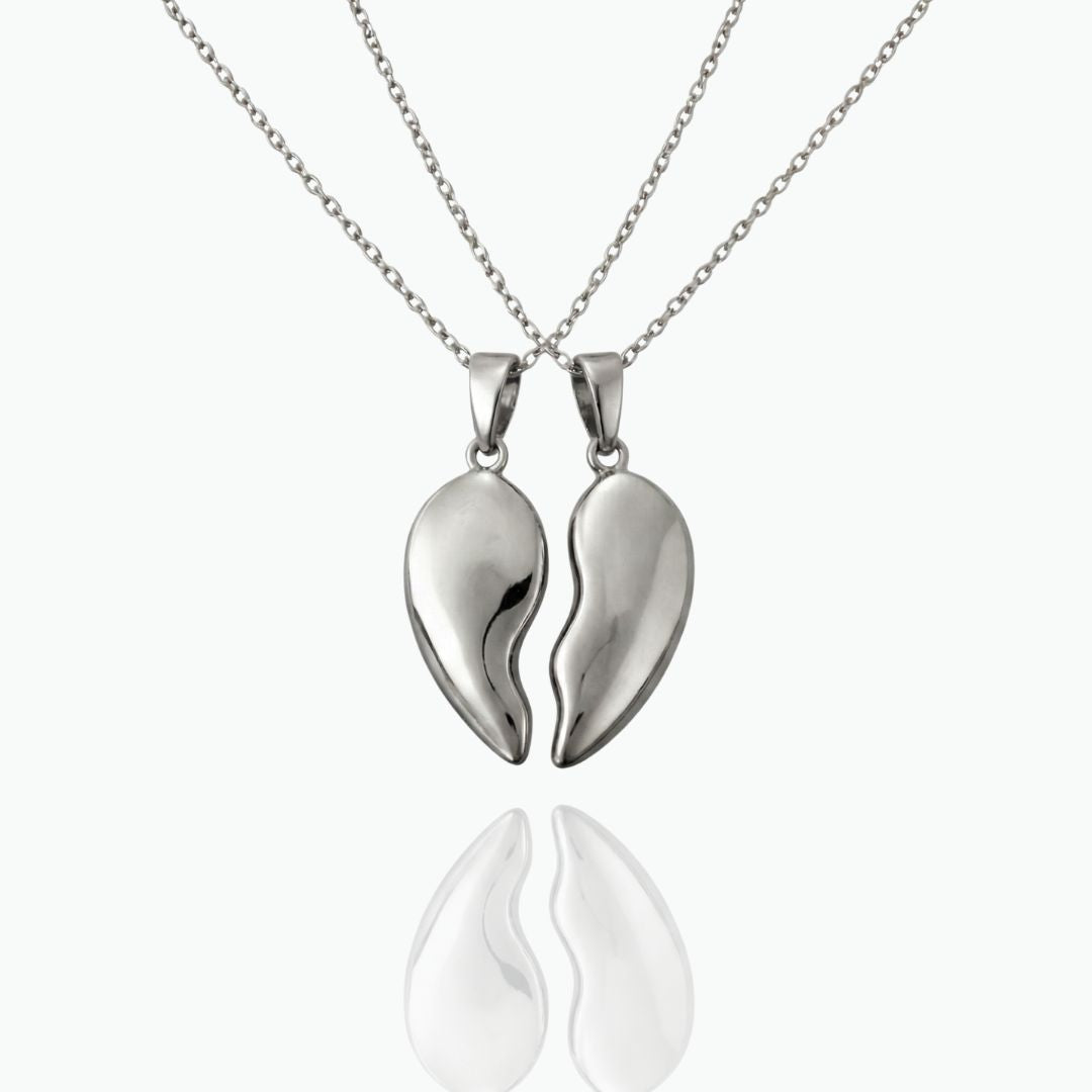 זוג שרשראות לב "החצי המשלים" לילדה מבית ונסוריני