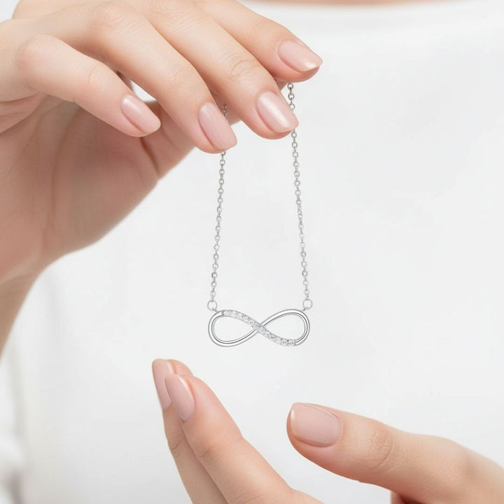 שרשרת אינפיניטי לנכדה מבית ונסוריני