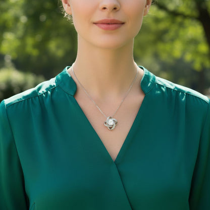 שרשרת האור מבית ונסוריני