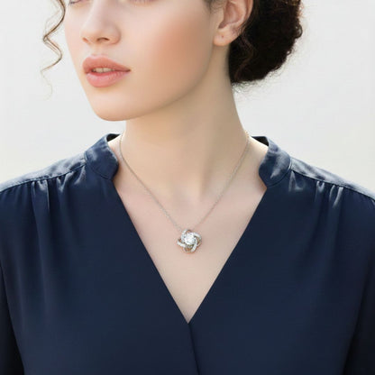 שרשרת האור מבית ונסוריני