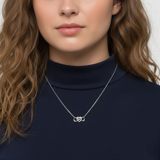 שרשרת לב אינפיניטי מבית ונסוריני